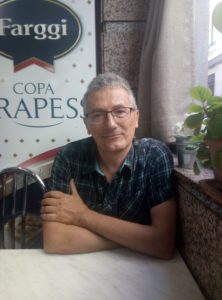 Carlos López, guionista de La niña de tus ojos / José Luis Arribas