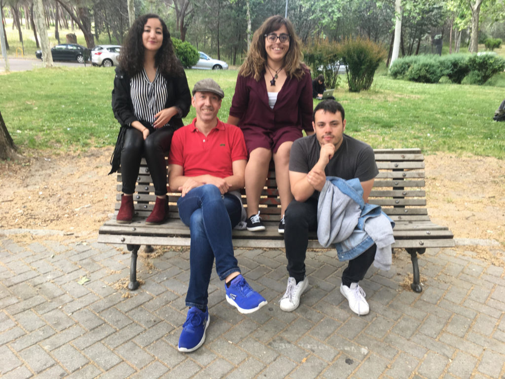 Khadija Bousmaha, Francisco Escamilla, Andrea Pardo y Daniel Andrés. Grupo 8 