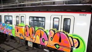 Graffitis, metro