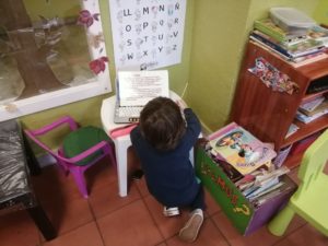 Alumno en colegio Cardenal Spínola, recibe educación especial inclusiva