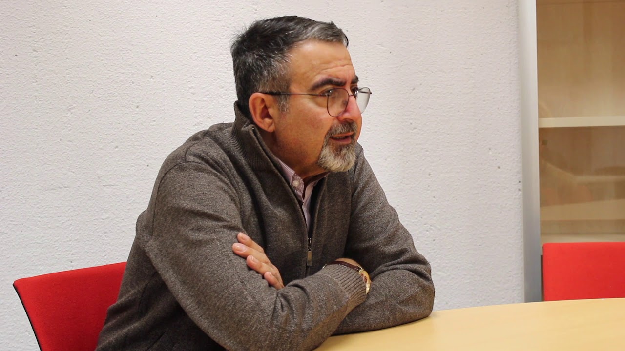 Vicente Clavero./“Entrevista a Vicente Clavero, periodista y profesor de la UCM” video de youtube.