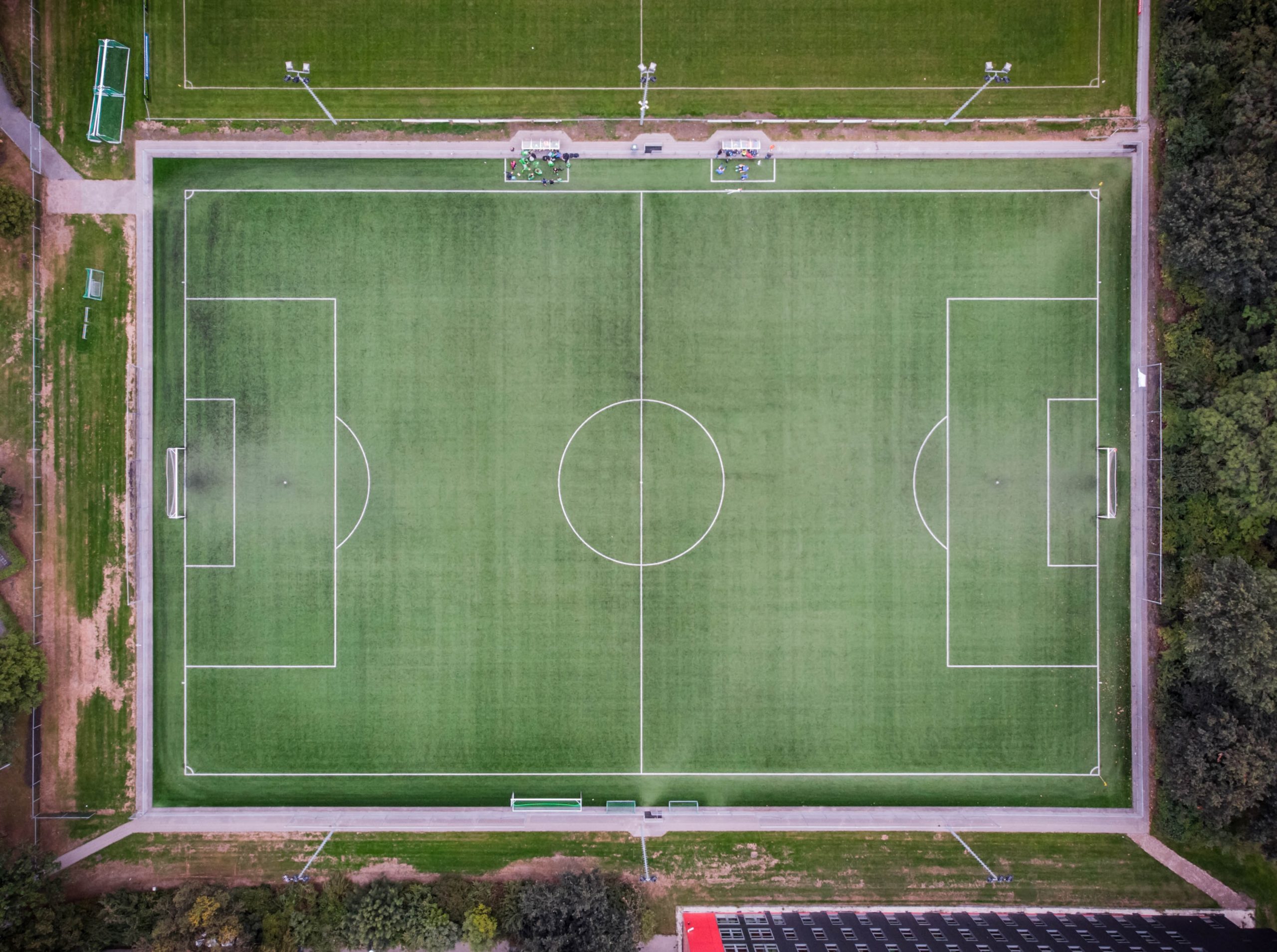 Campo de fútbol visto desde el aire
