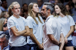 VILDA, SELECCIÓN FEMENINA, QUEJAS