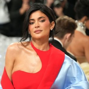 Kylie Jenner en una alfombra roja
