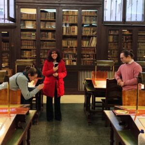 Carmen Ballvé en la lectura continuada de El origen de las especies en el Ateneo de Madrid. Eva Fernández