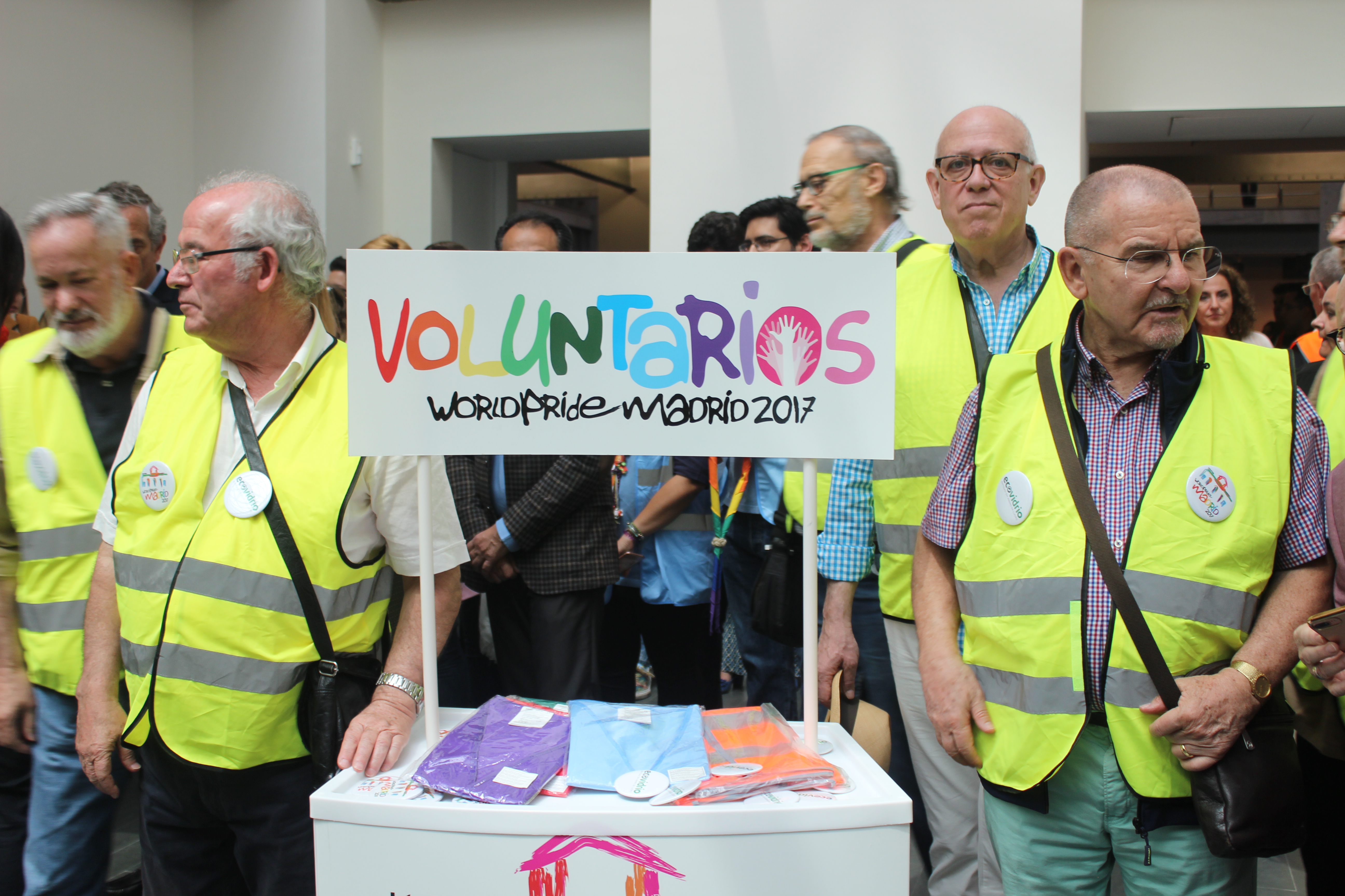 Voluntarios World Pride 2017
