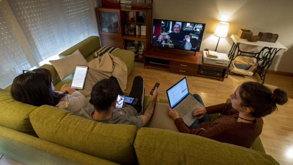 Televisión, Decadencia, Jóvenes, Móvil