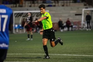árbitros, fútbol amateur, deporte, arbitraje en Cataluña, presión árbitros, violencia futbol base, Jorge Pérez