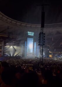 Natos, Waor, Metropolitano