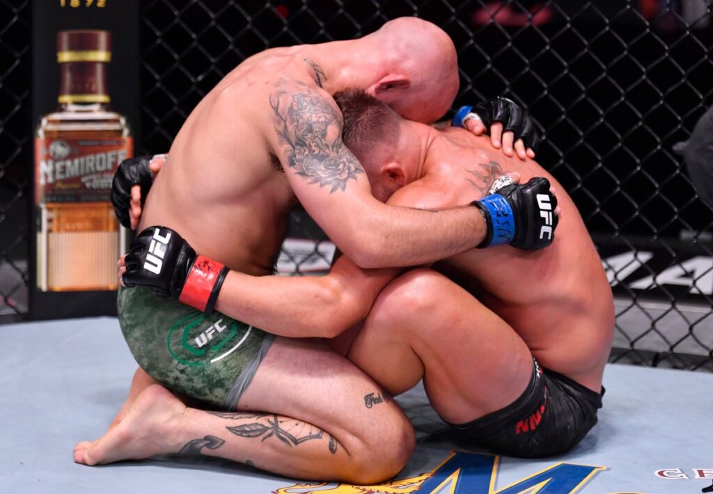 MMA, UFC, violencia, deporte, críticas, verdad, pelea, reglamento, Topuria