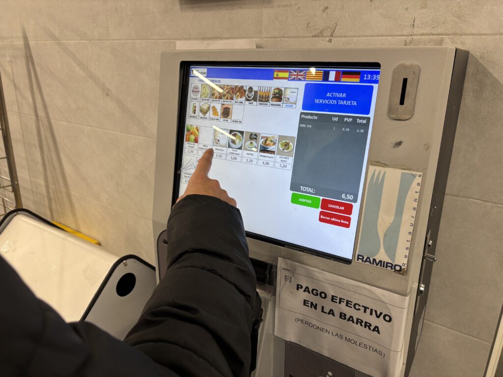 Cafetería, Ciudad Universitaria, UCM, Licitación.