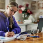 La pandemia dejó algo más que mascarillas y clases virtuales: dejó cicatrices invisibles en la mente de los jóvenes. Depresión, ansiedad, estrés, miedo reiterado… ¿cómo están enfrentando esta nueva normalidad y qué podemos hacer para ayudarlos?